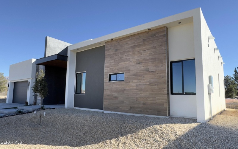 5656 RIO BONITO Circle, El Paso, TX 79932, 4 Bedrooms Bedrooms, ,1 BathroomBathrooms,Residential,For Sale,5656 RIO BONITO Circle,0,936633