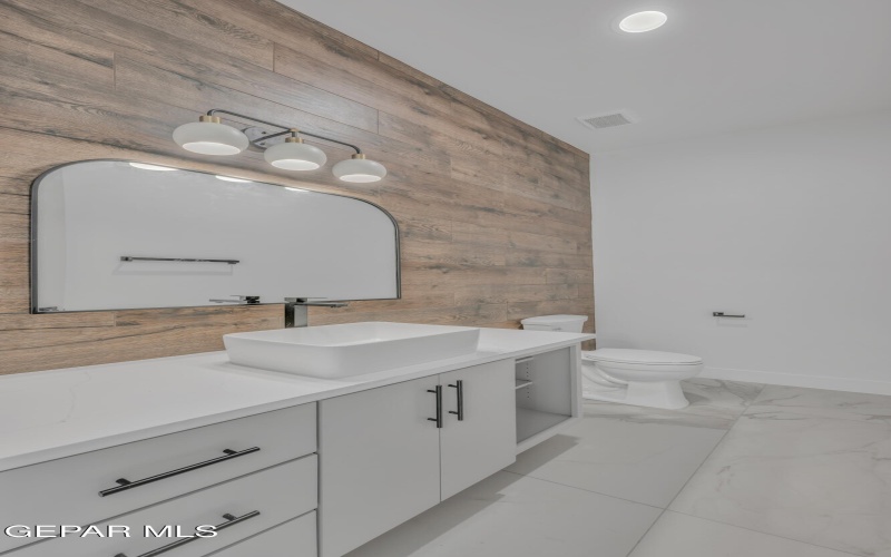 5656 RIO BONITO Circle, El Paso, TX 79932, 4 Habitaciones Habitaciones , ,1 BañoBaños,Residential,En Venta,5656 RIO BONITO Circle,0,936633