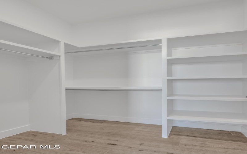 5656 RIO BONITO Circle, El Paso, TX 79932, 4 Habitaciones Habitaciones , ,1 BañoBaños,Residential,En Venta,5656 RIO BONITO Circle,0,936633