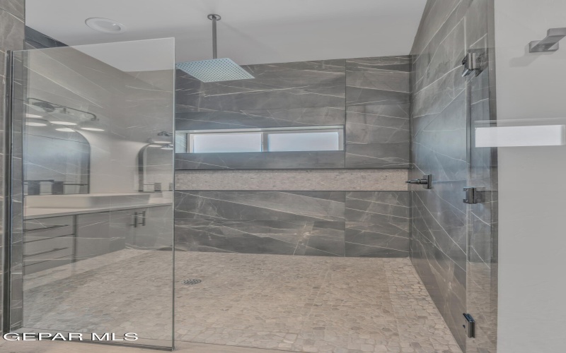 5656 RIO BONITO Circle, El Paso, TX 79932, 4 Habitaciones Habitaciones , ,1 BañoBaños,Residential,En Venta,5656 RIO BONITO Circle,0,936633