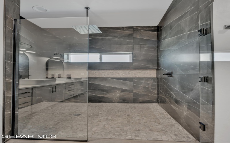 5656 RIO BONITO Circle, El Paso, TX 79932, 4 Habitaciones Habitaciones , ,1 BañoBaños,Residential,En Venta,5656 RIO BONITO Circle,0,936633