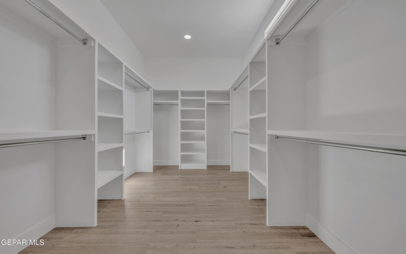 5656 RIO BONITO Circle, El Paso, TX 79932, 4 Habitaciones Habitaciones , ,1 BañoBaños,Residential,En Venta,5656 RIO BONITO Circle,0,936633