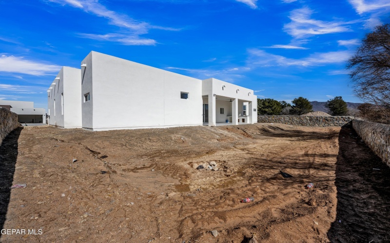 5656 RIO BONITO Circle, El Paso, TX 79932, 4 Habitaciones Habitaciones , ,1 BañoBaños,Residential,En Venta,5656 RIO BONITO Circle,0,936633