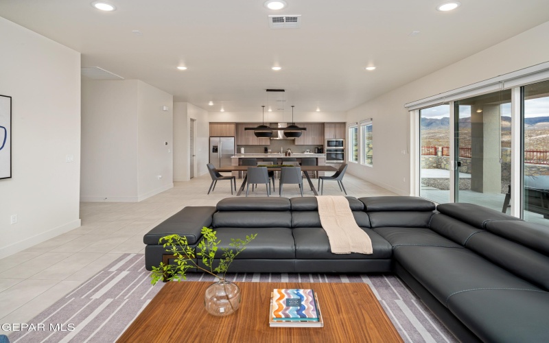 7280 Cimarron Rim Drive, El Paso, TX 79911, 4 Bedrooms Bedrooms, ,2 BathroomsBathrooms,Residential,For Sale,7280 Cimarron Rim Drive,0,936649