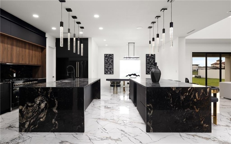 4648 Estancia Parkway, McAllen, TX 78504, 4 Habitaciones Habitaciones , ,3 BañosBaños,Residential,En Venta,4648 Estancia Parkway,0,492371