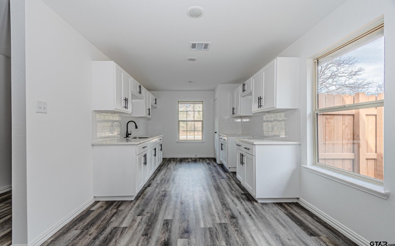 7129 Kayak Dr, Mabank, TX 75156, 2 Bedrooms Bedrooms, ,1 BathroomBathrooms,Residential,For Sale,7129 Kayak Dr,0,26000777