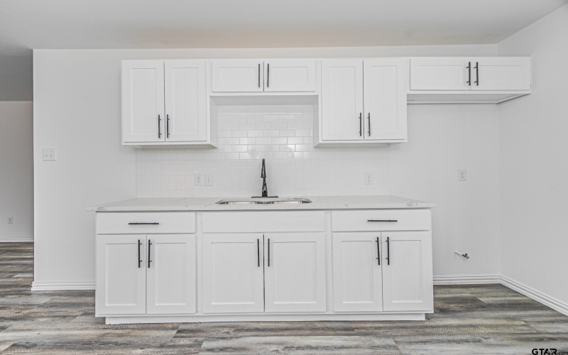 7129 Kayak Dr, Mabank, TX 75156, 2 Bedrooms Bedrooms, ,1 BathroomBathrooms,Residential,For Sale,7129 Kayak Dr,0,26000777