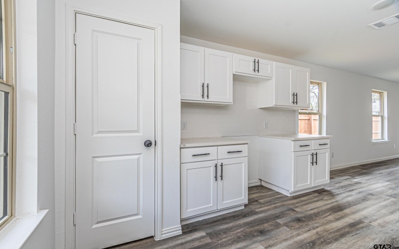 7129 Kayak Dr, Mabank, TX 75156, 2 Bedrooms Bedrooms, ,1 BathroomBathrooms,Residential,For Sale,7129 Kayak Dr,0,26000777