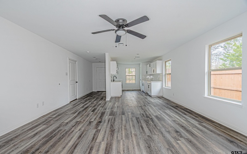 7129 Kayak Dr, Mabank, TX 75156, 2 Bedrooms Bedrooms, ,1 BathroomBathrooms,Residential,For Sale,7129 Kayak Dr,0,26000777