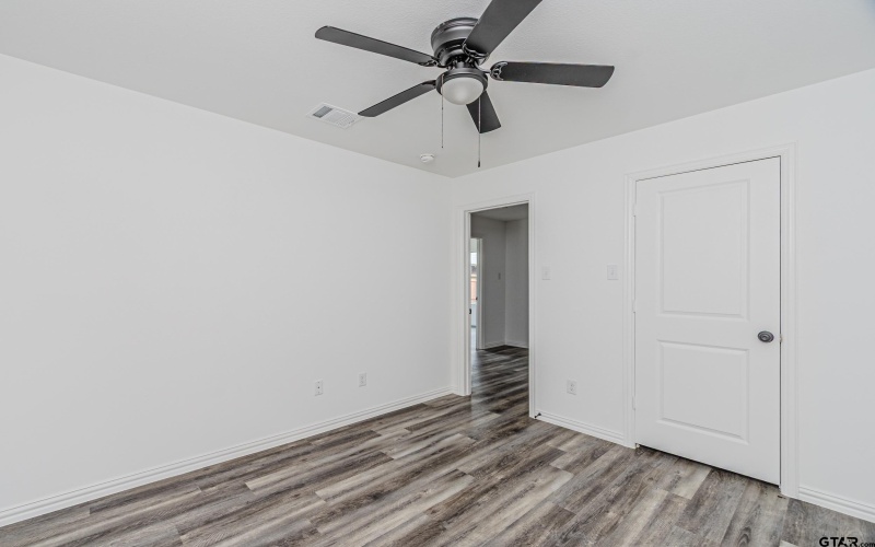 7129 Kayak Dr, Mabank, TX 75156, 2 Bedrooms Bedrooms, ,1 BathroomBathrooms,Residential,For Sale,7129 Kayak Dr,0,26000777