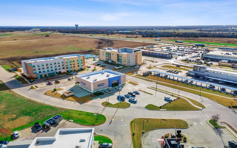 214 Market Center Dr, Terrell, TX 75160, ,Commercial Sale,For Sale,214 Market Center Dr,0,26000781