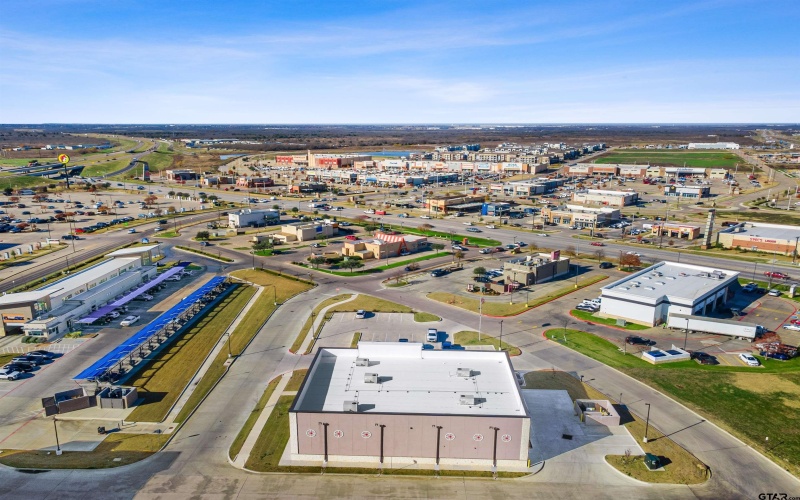 214 Market Center Dr, Terrell, TX 75160, ,Commercial Sale,For Sale,214 Market Center Dr,0,26000781