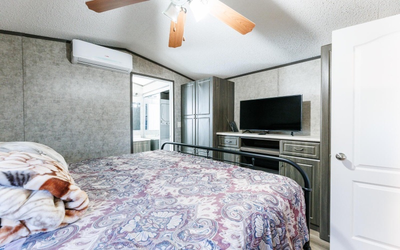 5812 E County Rd 6400, Lubbock, TX 79403, 4 Bedrooms Bedrooms, ,5 BathroomsBathrooms,Residential,For Sale,5812 E County Rd 6400,0,202600796