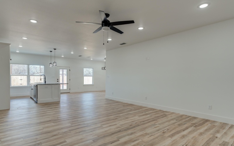 407 Avenue M, Abernathy, TX 79311, 3 Bedrooms Bedrooms, ,2 BathroomsBathrooms,Residential,For Sale,407 Avenue M,0,202600808