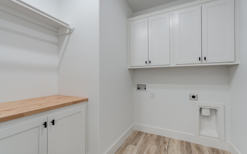 407 Avenue M, Abernathy, TX 79311, 3 Bedrooms Bedrooms, ,2 BathroomsBathrooms,Residential,For Sale,407 Avenue M,0,202600808