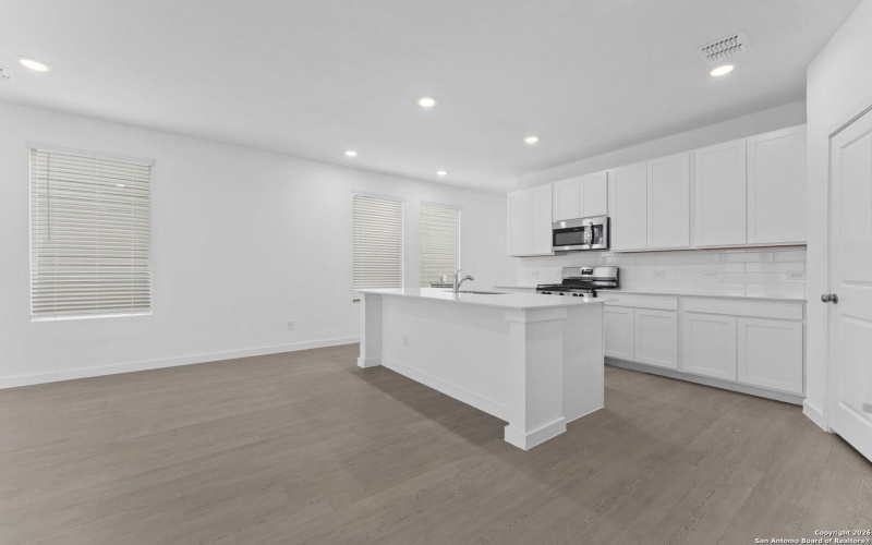 6611 Titan Park, Converse, TX 78109, 4 Bedrooms Bedrooms, ,3 BathroomsBathrooms,Residential,For Sale,6611 Titan Park,0,1934210