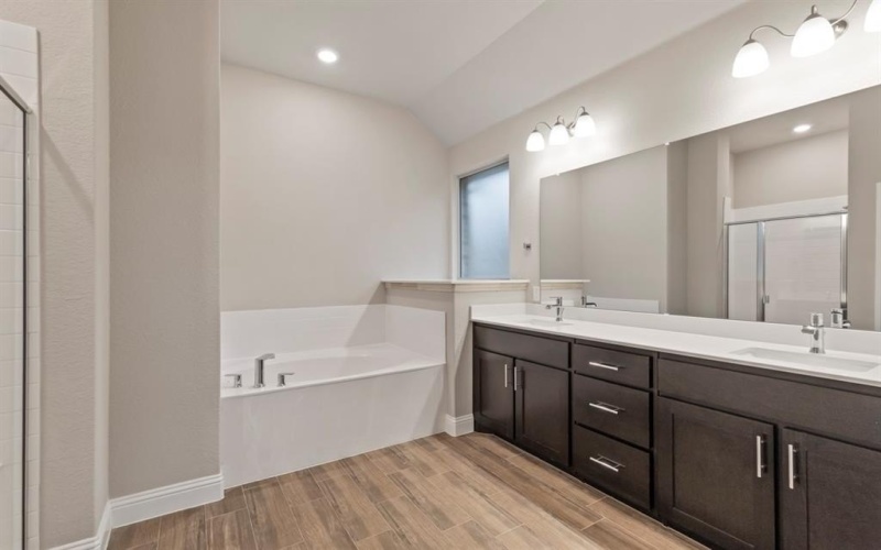 3810 MILLCREEK Drive, Midlothian, TX 76065, 4 Bedrooms Bedrooms, ,2 BathroomsBathrooms,Residential,For Sale,3810 MILLCREEK Drive,20315649