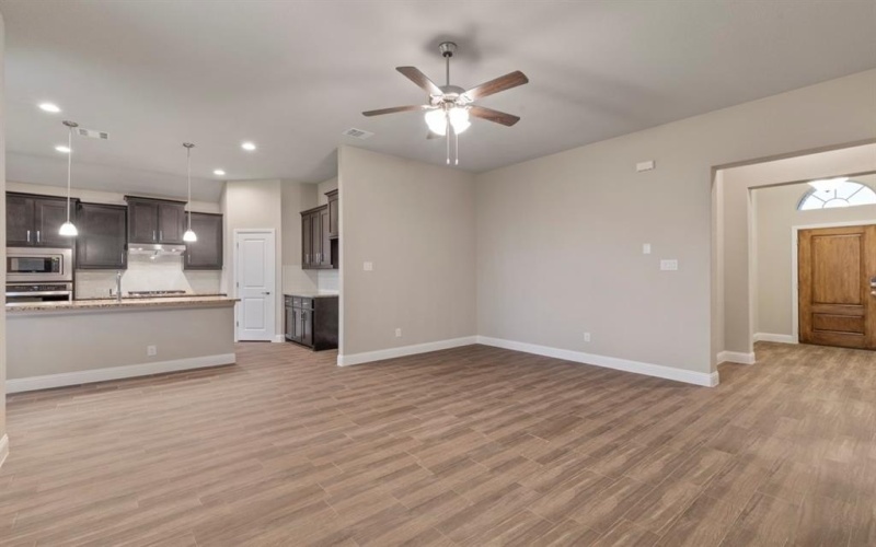 3810 MILLCREEK Drive, Midlothian, TX 76065, 4 Bedrooms Bedrooms, ,2 BathroomsBathrooms,Residential,For Sale,3810 MILLCREEK Drive,20315649