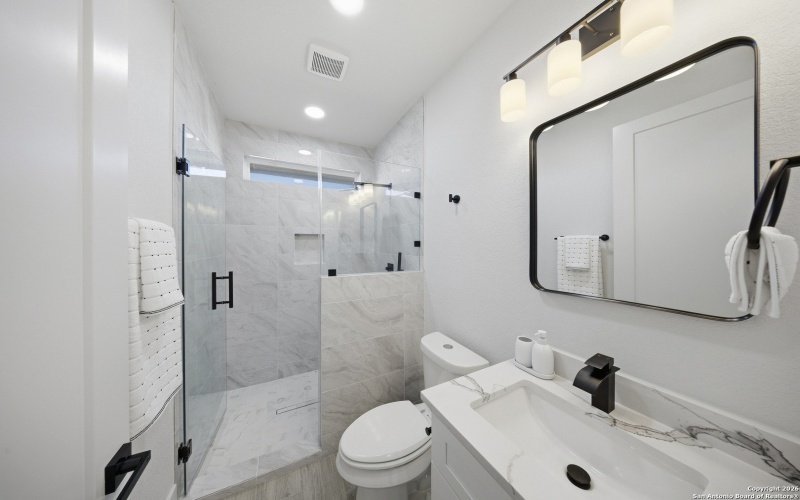 113 Hidden Cove, Floresville, TX 78114, 4 Bedrooms Bedrooms, ,3 BathroomsBathrooms,Residential,For Sale,113 Hidden Cove,0,1934246