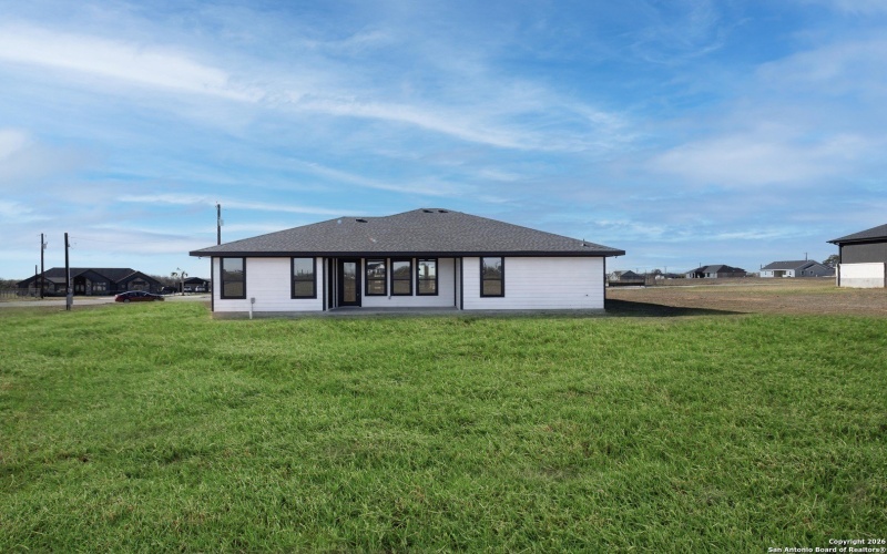 113 Hidden Cove, Floresville, TX 78114, 4 Bedrooms Bedrooms, ,3 BathroomsBathrooms,Residential,For Sale,113 Hidden Cove,0,1934246