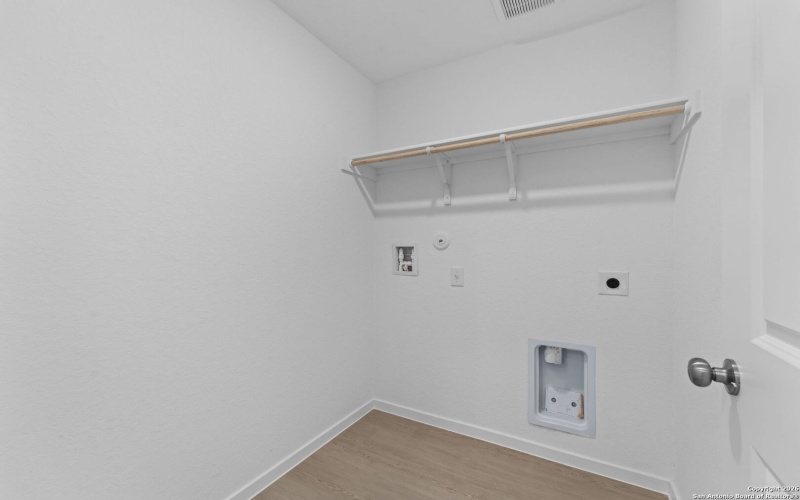 112 Ellendale Place, Fredericksburg, TX 78624, 4 Habitaciones Habitaciones , ,2 BañosBaños,Residential,En Venta,112 Ellendale Place,0,1934300