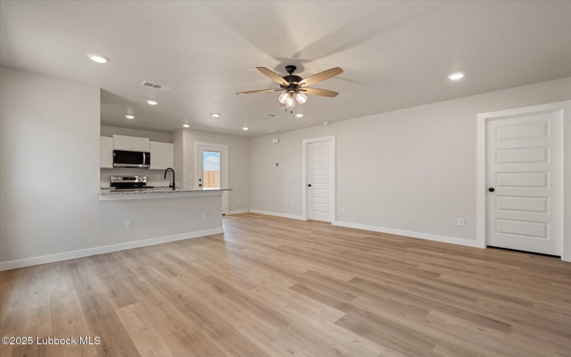14507 Paris Avenue, Lubbock, TX 79423, 2 Habitaciones Habitaciones , ,2 BañosBaños,Residential,En Venta,14507 Paris Avenue,202554420