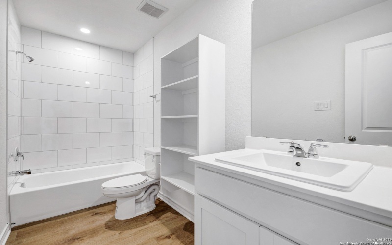 1554 Estelea, New Braunfels, TX 78130, 4 Bedrooms Bedrooms, ,2 BathroomsBathrooms,Residential,For Sale,1554 Estelea,0,1934445