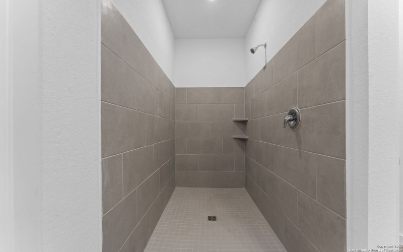 6607 Titan Park, Converse, TX 78109, 5 Bedrooms Bedrooms, ,3 BathroomsBathrooms,Residential,For Sale,6607 Titan Park,0,1934478