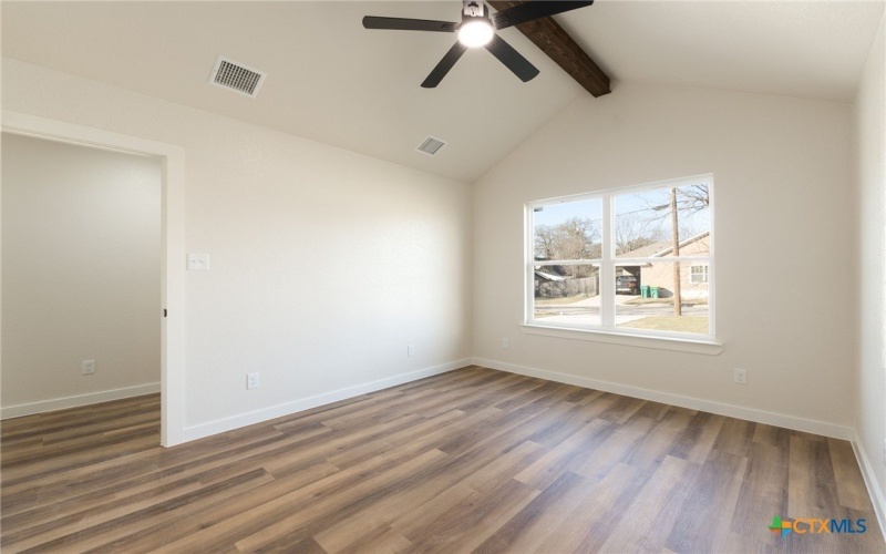 1210 Mills Street, Gatesville, TX 76528, 3 Bedrooms Bedrooms, ,2 BathroomsBathrooms,Residential,For Sale,1210 Mills Street,0,602118