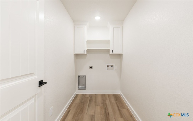 1210 Mills Street, Gatesville, TX 76528, 3 Bedrooms Bedrooms, ,2 BathroomsBathrooms,Residential,For Sale,1210 Mills Street,0,602118