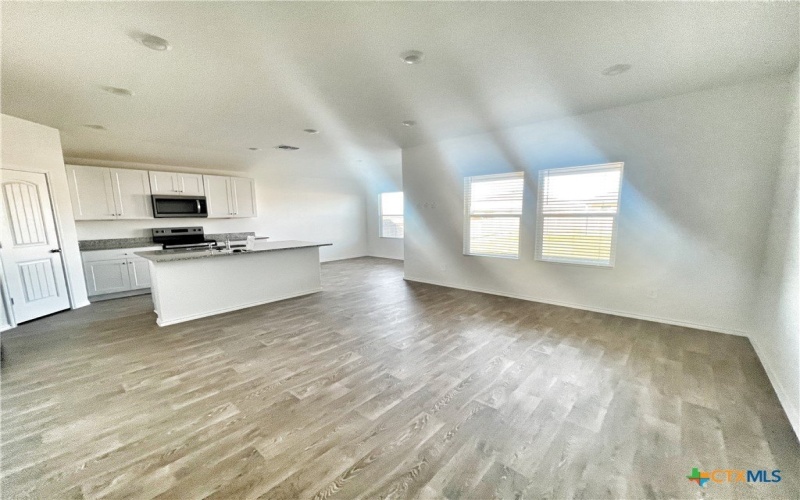 321 Cottonmouth Lane, Seguin, TX 78155, 3 Habitaciones Habitaciones , ,2 BañosBaños,Residential,En Venta,321 Cottonmouth Lane,0,602138