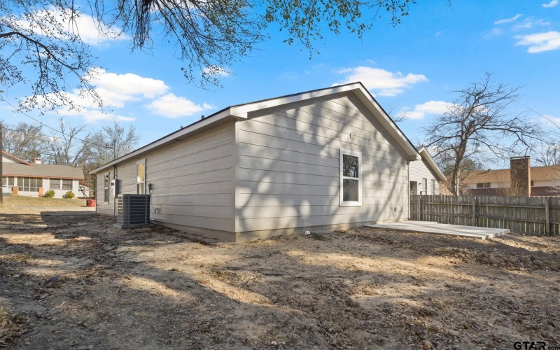 109 Yates St., Mt Vernon, TX 75457, 3 Bedrooms Bedrooms, ,2 BathroomsBathrooms,Residential,For Sale,109 Yates St.,0,26000833