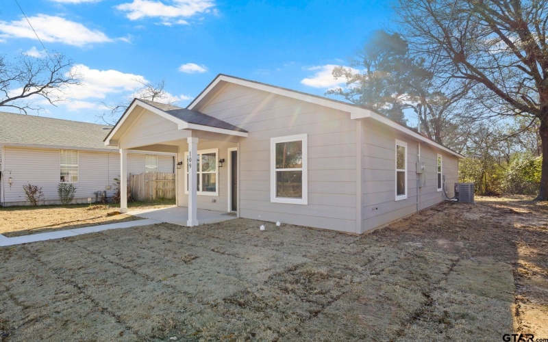 109 Yates St., Mt Vernon, TX 75457, 3 Bedrooms Bedrooms, ,2 BathroomsBathrooms,Residential,For Sale,109 Yates St.,0,26000833