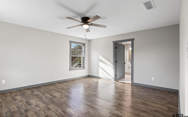 109 Yates St., Mt Vernon, TX 75457, 3 Bedrooms Bedrooms, ,2 BathroomsBathrooms,Residential,For Sale,109 Yates St.,0,26000833