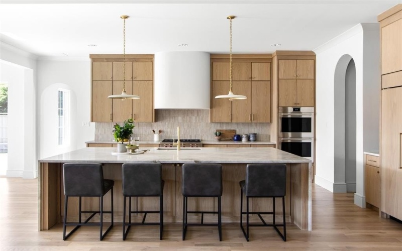 10335 Hedgeway Drive, Dallas, TX 75229, 6 Bedrooms Bedrooms, ,6 BathroomsBathrooms,Residential,For Sale,10335 Hedgeway Drive,0,21142975