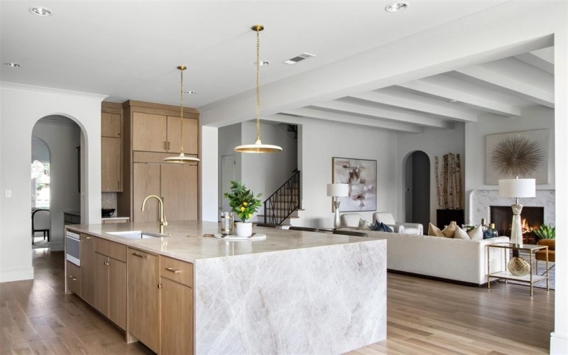 10335 Hedgeway Drive, Dallas, TX 75229, 6 Bedrooms Bedrooms, ,6 BathroomsBathrooms,Residential,For Sale,10335 Hedgeway Drive,0,21142975