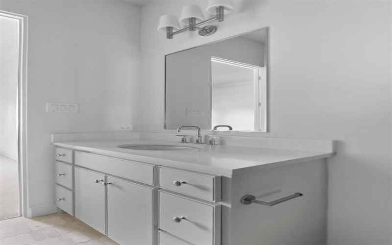 10335 Hedgeway Drive, Dallas, TX 75229, 6 Bedrooms Bedrooms, ,6 BathroomsBathrooms,Residential,For Sale,10335 Hedgeway Drive,0,21142975