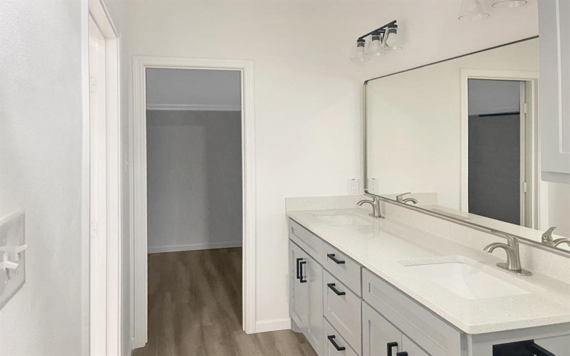 404 S San Marcos Street, Whitney, TX 76692, 3 Bedrooms Bedrooms, ,2 BathroomsBathrooms,Residential,For Sale,404 S San Marcos Street,0,21144485