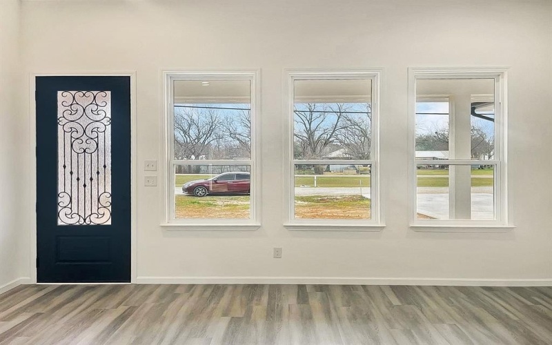 404 S San Marcos Street, Whitney, TX 76692, 3 Bedrooms Bedrooms, ,2 BathroomsBathrooms,Residential,For Sale,404 S San Marcos Street,0,21144485