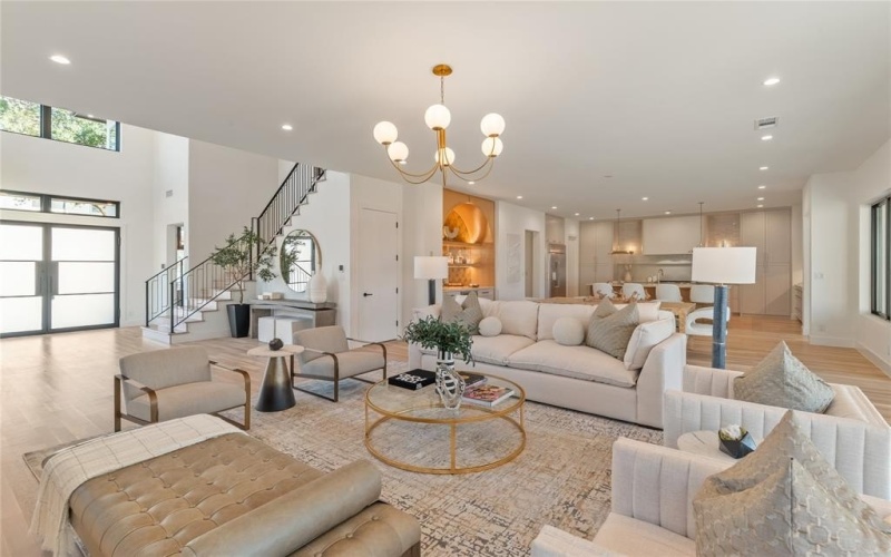 6902 La Vista Drive, Dallas, TX 75214, 6 Bedrooms Bedrooms, ,7 BathroomsBathrooms,Residential,For Sale,6902 La Vista Drive,0,21147368