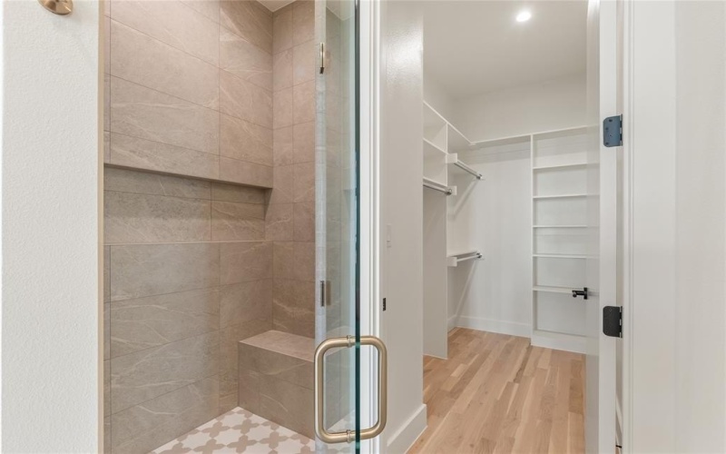 6902 La Vista Drive, Dallas, TX 75214, 6 Bedrooms Bedrooms, ,7 BathroomsBathrooms,Residential,For Sale,6902 La Vista Drive,0,21147368