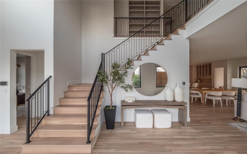 6902 La Vista Drive, Dallas, TX 75214, 6 Bedrooms Bedrooms, ,7 BathroomsBathrooms,Residential,For Sale,6902 La Vista Drive,0,21147368