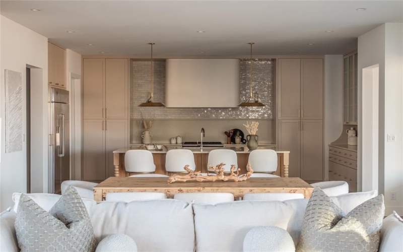 6902 La Vista Drive, Dallas, TX 75214, 6 Bedrooms Bedrooms, ,7 BathroomsBathrooms,Residential,For Sale,6902 La Vista Drive,0,21147368