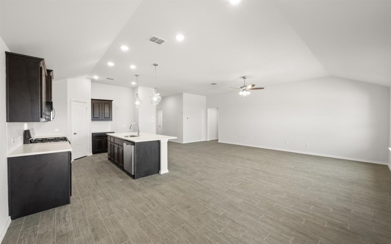 1908 Seminole Drive, Cleburne, TX 76033, 3 Bedrooms Bedrooms, ,2 BathroomsBathrooms,Residential,For Sale,1908 Seminole Drive,0,21156735