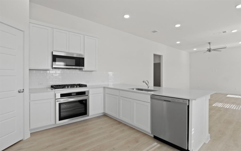 504 Towerglen Drive, McKinney, TX 75071, 3 Bedrooms Bedrooms, ,2 BathroomsBathrooms,Residential,For Sale,504 Towerglen Drive,0,21156826