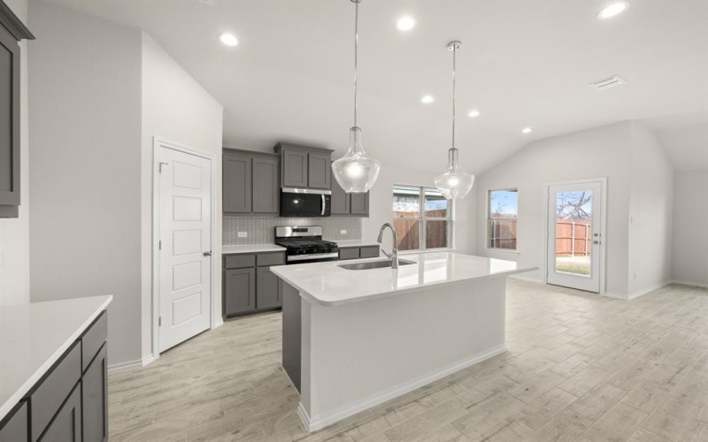 310 Shoshone Drive, Cleburne, TX 76033, 4 Bedrooms Bedrooms, ,2 BathroomsBathrooms,Residential,For Sale,310 Shoshone Drive,0,21156835