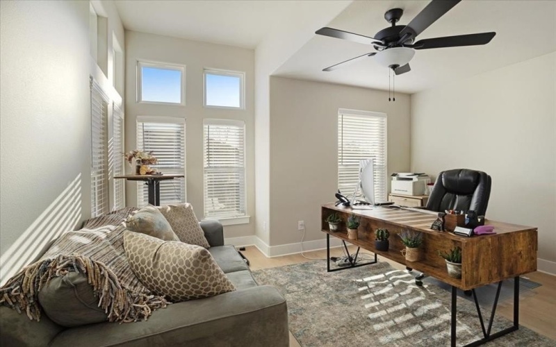 512 Courtney Drive, Sherman, TX 75092, 3 Habitaciones Habitaciones , ,2 BañosBaños,Residential,En Venta,512 Courtney Drive,0,21156939