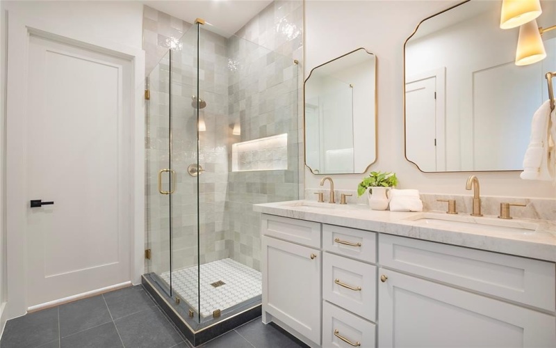 3910 Vineyard Drive, Dallas, TX 75212, 4 Bedrooms Bedrooms, ,3 BathroomsBathrooms,Residential,For Sale,3910 Vineyard Drive,0,21157002