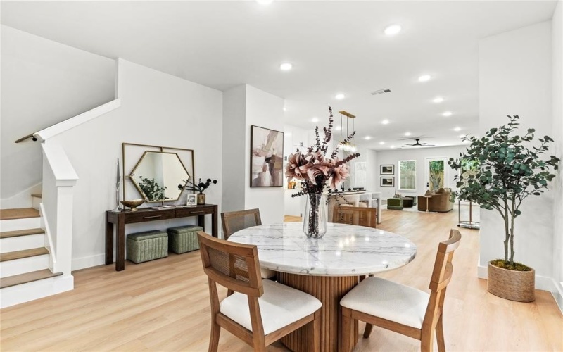 5111 Hohen Avenue, Dallas, TX 75215, 3 Habitaciones Habitaciones , ,3 BañosBaños,Residential,En Venta,5111 Hohen Avenue,0,21157031