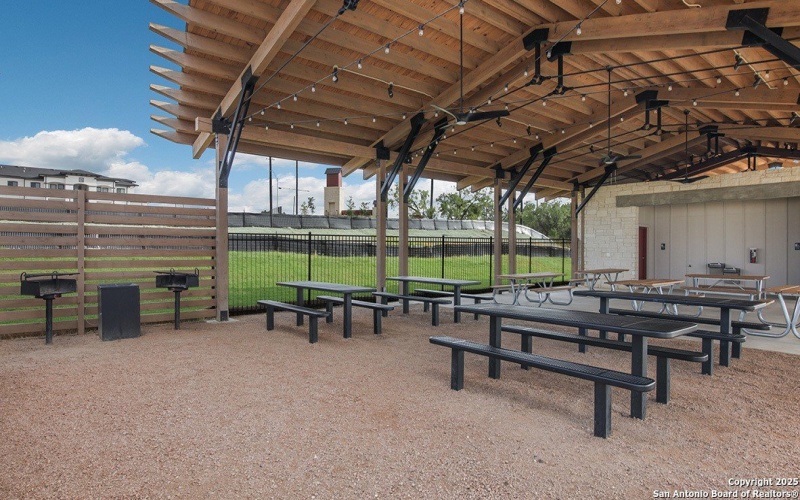 10717 Dazzle, San Antonio, TX 78252, 4 Bedrooms Bedrooms, ,2 BathroomsBathrooms,Residential,For Sale,10717 Dazzle,0,1933260